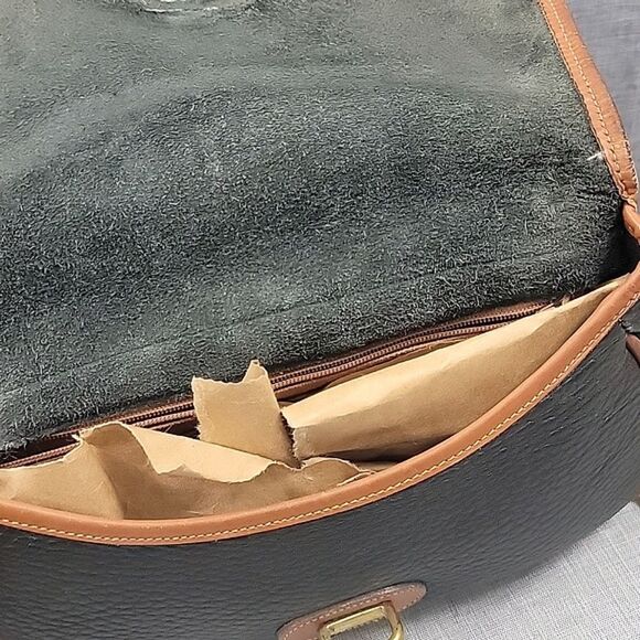 Dooney & Bourke Vintage Pebbled Leather Black Equestrian Cross-body Shoulder Bag - Picture 12 of 15